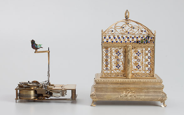Vogelkäfig mit Vogelautomat und Musikwerk