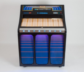 Rock-Ola 477, Jukebox für Single-Platten, Rock-Ola Manufacturing Corporation Chicago, USA 1979. 80 Single-Platten mit 160 Wahlmöglichkeiten