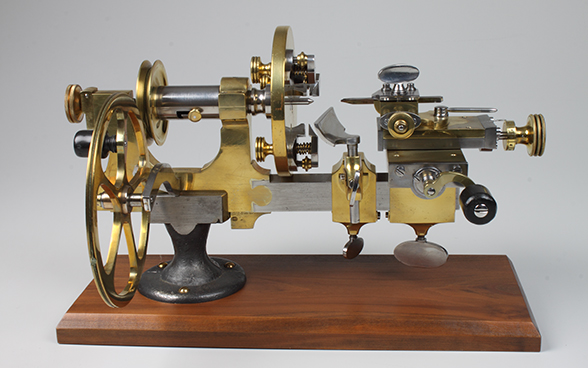 Hand lathe