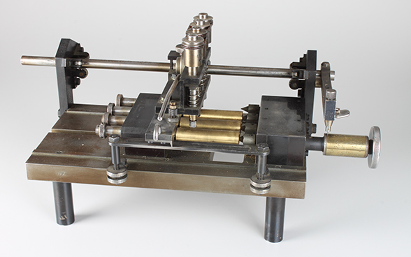 Cylinder drilling machine