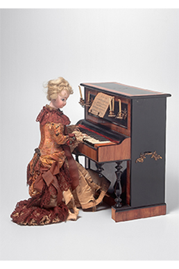 Automate à figurine La pianiste