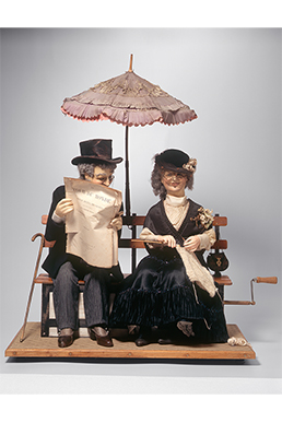 Automate à figurine Vieux couple sur un banc