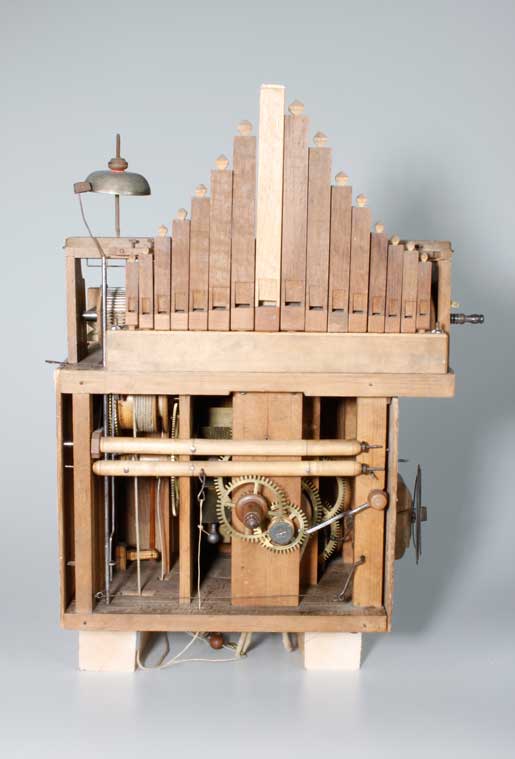 Horloge de plancher avec jeu de flûtes (recto)